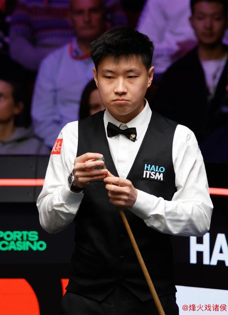 斯诺克大师赛:赵心童不敌希金斯 止步八强 斯诺克大师赛:赵心童不敌希金斯 止步八强