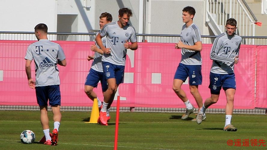 拜仁：一线队4月6日恢复场地训练 将分小组进行